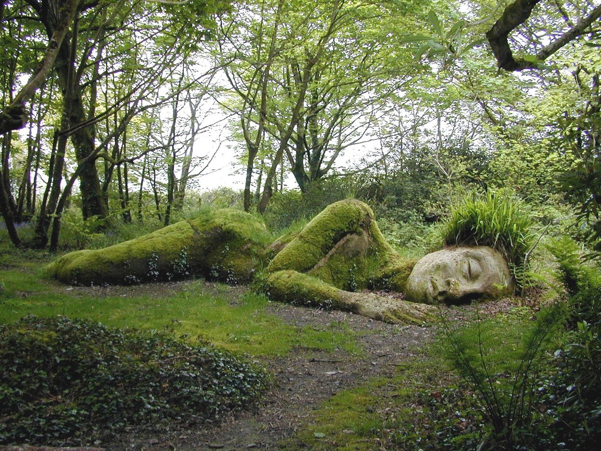 Springtime In Cornwall’s Gardens