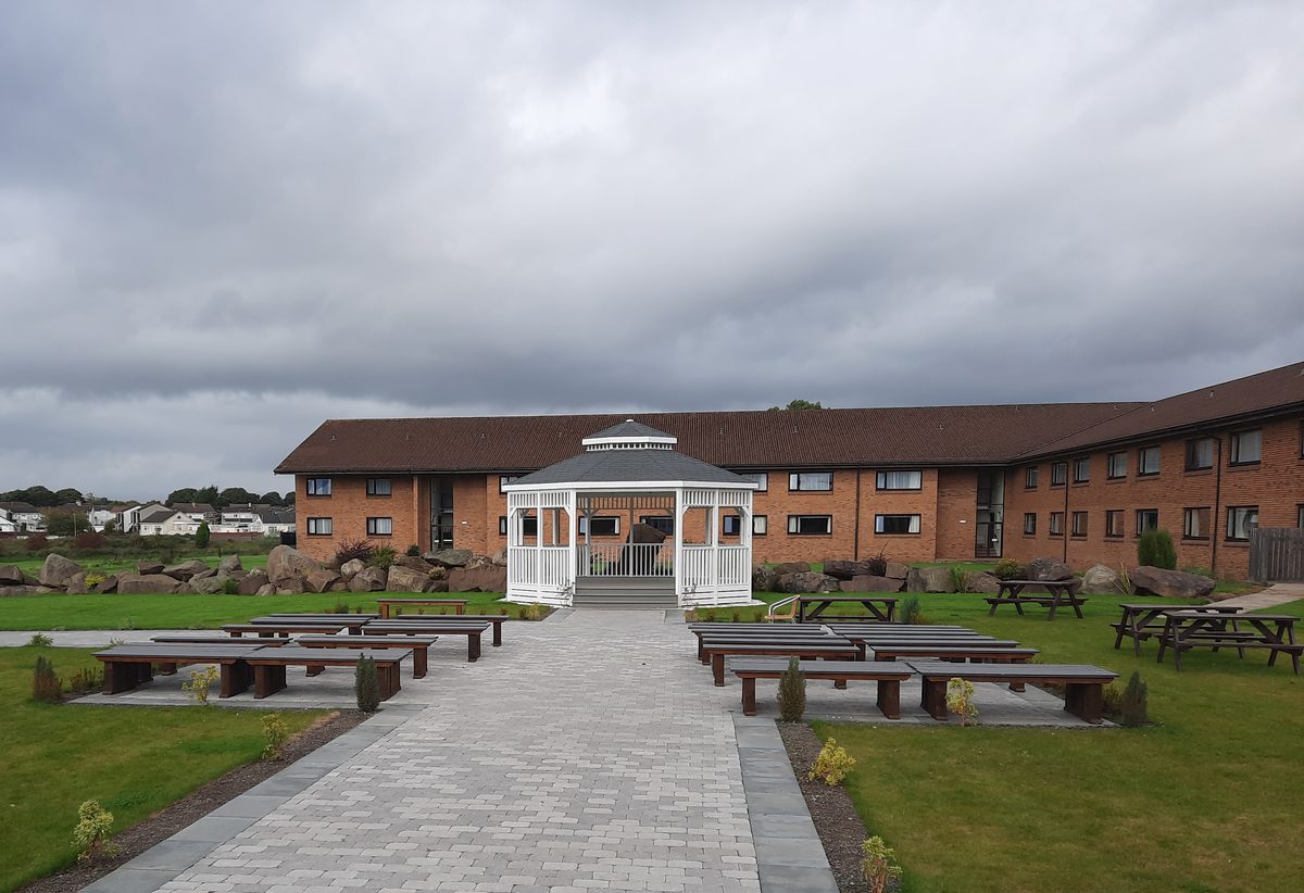 Riverside Lodge Hotel, Irvine