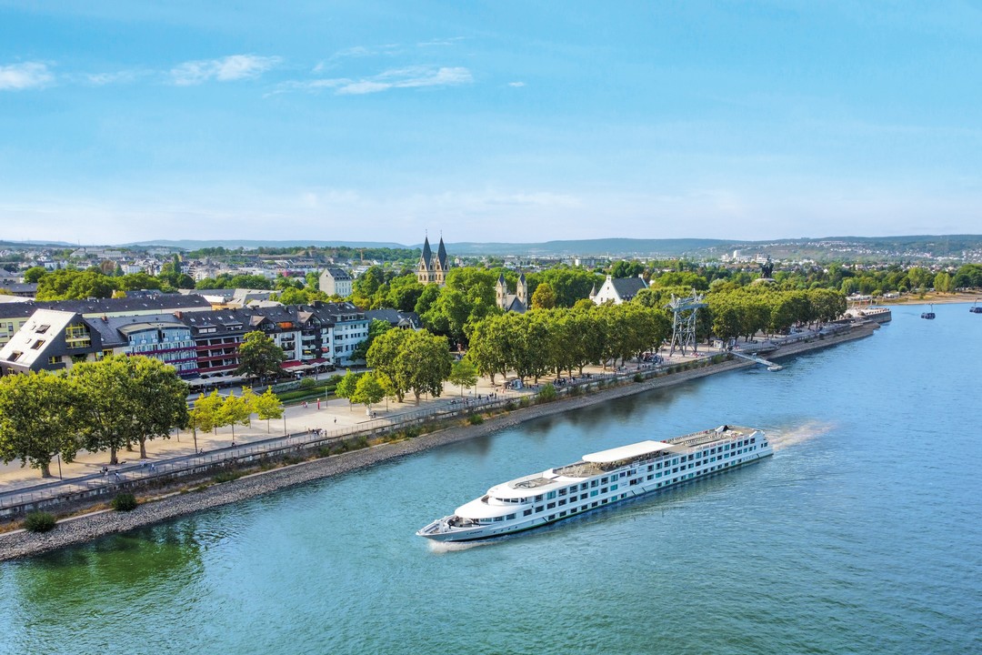 Scenic Cruise of Belgium & Bulb Fields of Holland